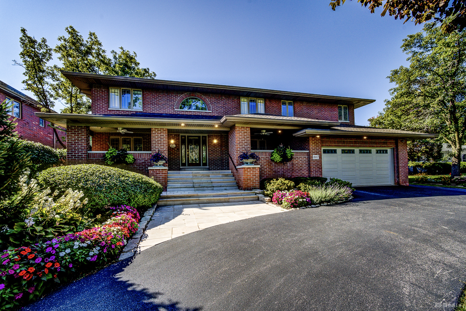 807 Hitchcock Avenue, Lisle, IL 60532