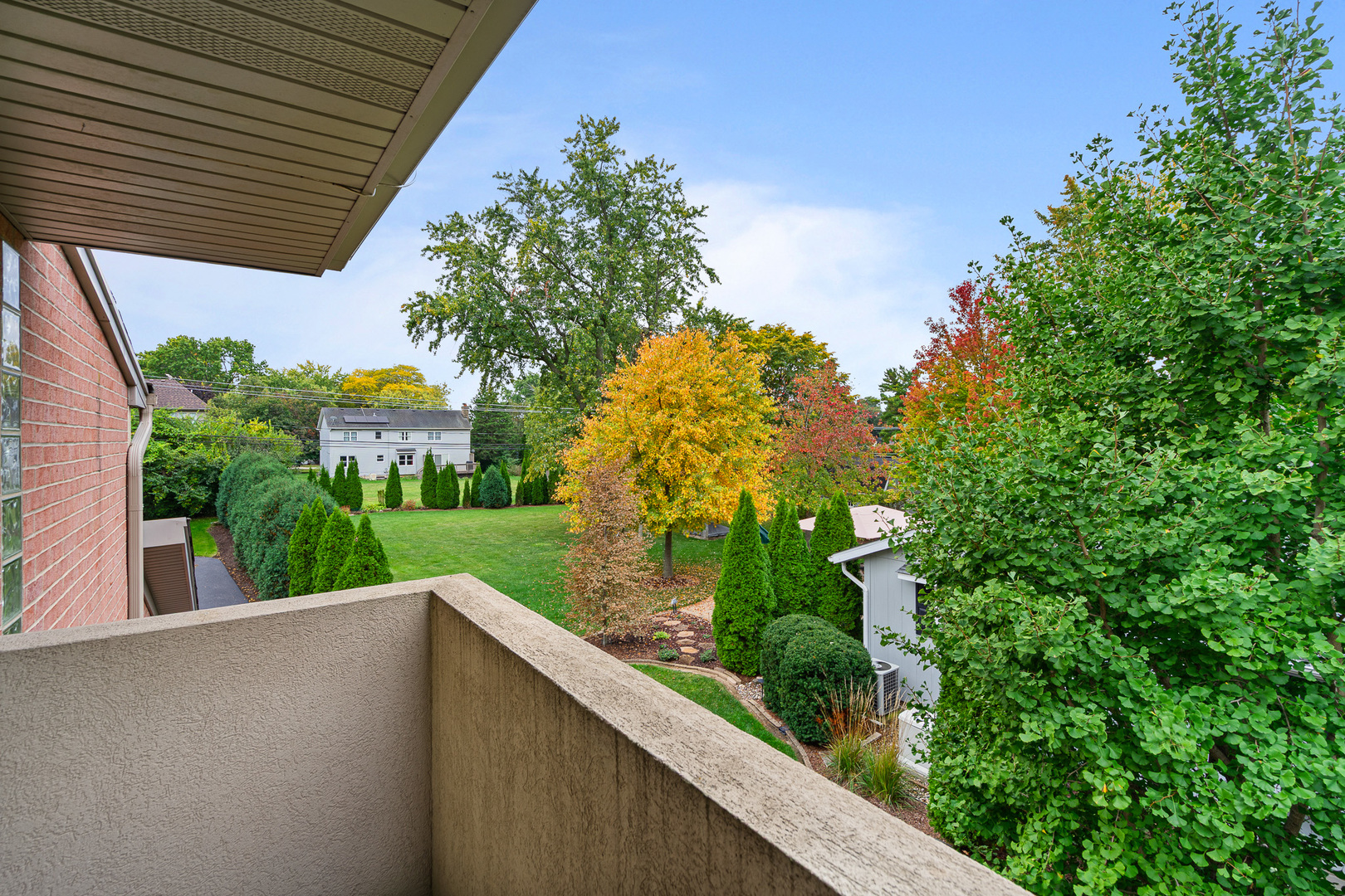 807 Hitchcock Avenue, Lisle, IL 60532