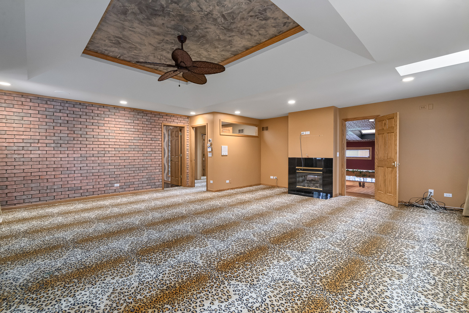 807 Hitchcock Avenue, Lisle, IL 60532