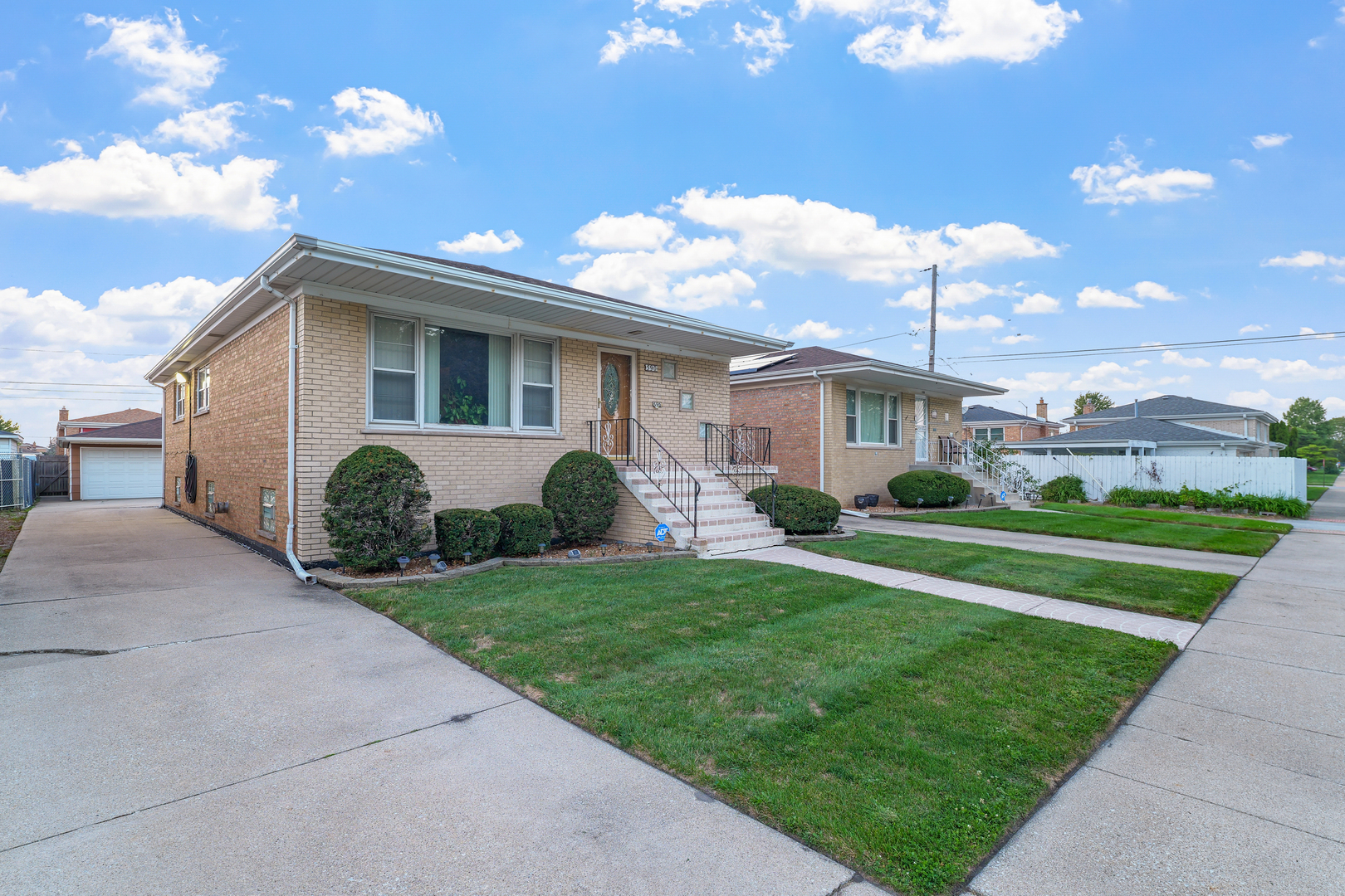 590 Exchange Avenue, Calumet City, IL 60409