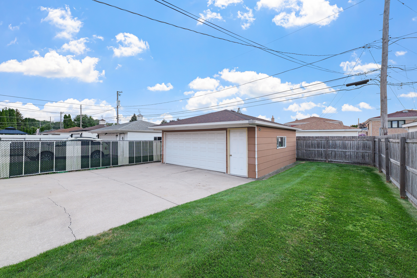 590 Exchange Avenue, Calumet City, IL 60409