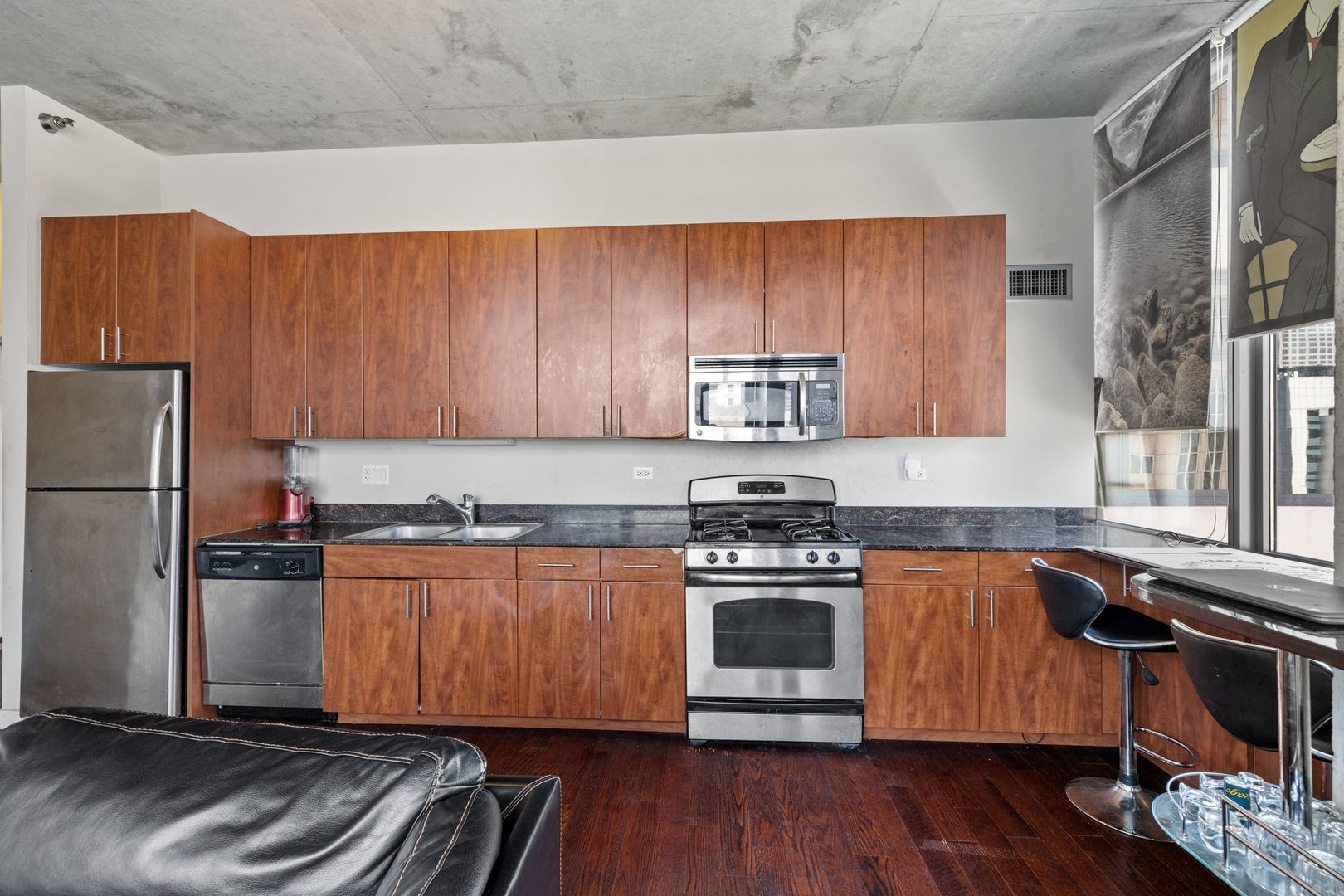 235 W Van Buren Street #1615, Chicago, IL 60607