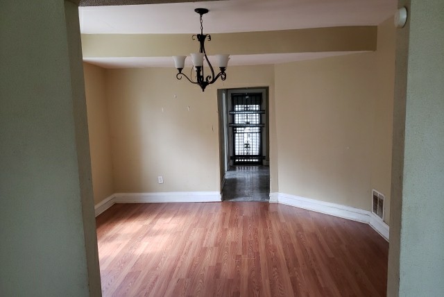 8148 S Winchester Avenue, Chicago, IL 60620