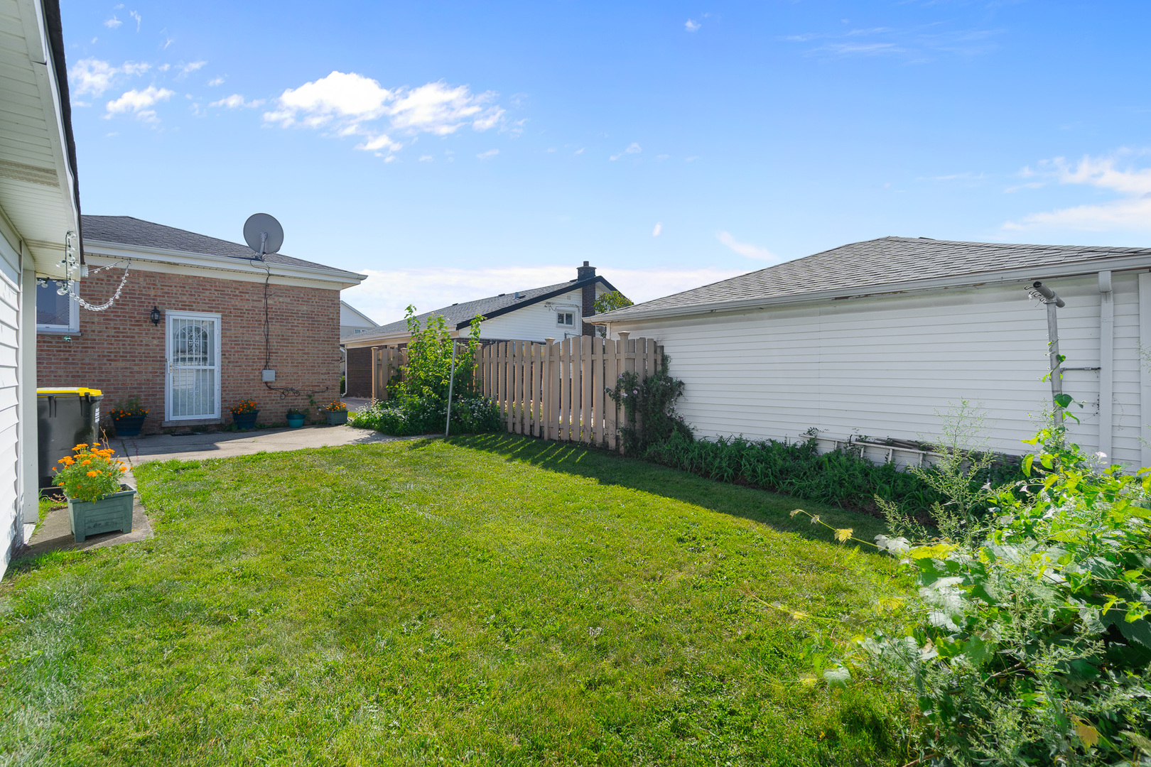 3821 Emerson Drive, Schiller Park, IL 60176