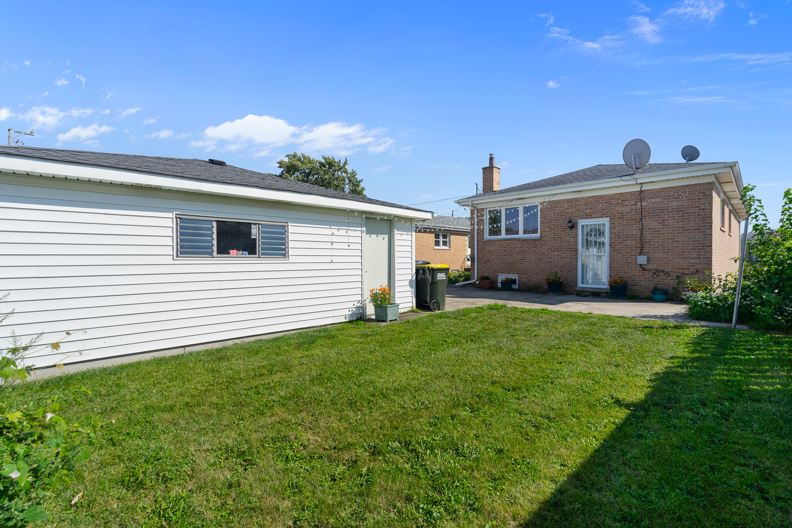 3821 Emerson Drive, Schiller Park, IL 60176