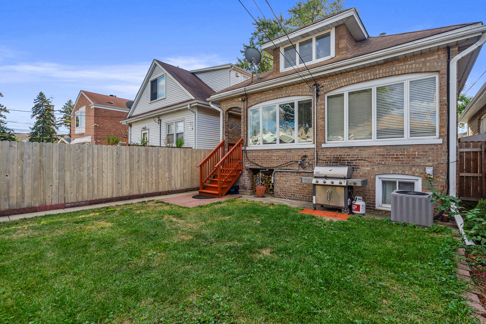 3629 N Sayre Avenue, Chicago, IL 60634
