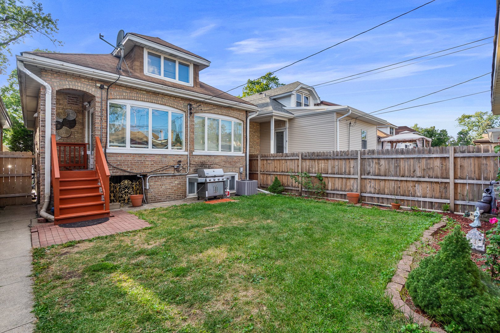 3629 N Sayre Avenue, Chicago, IL 60634