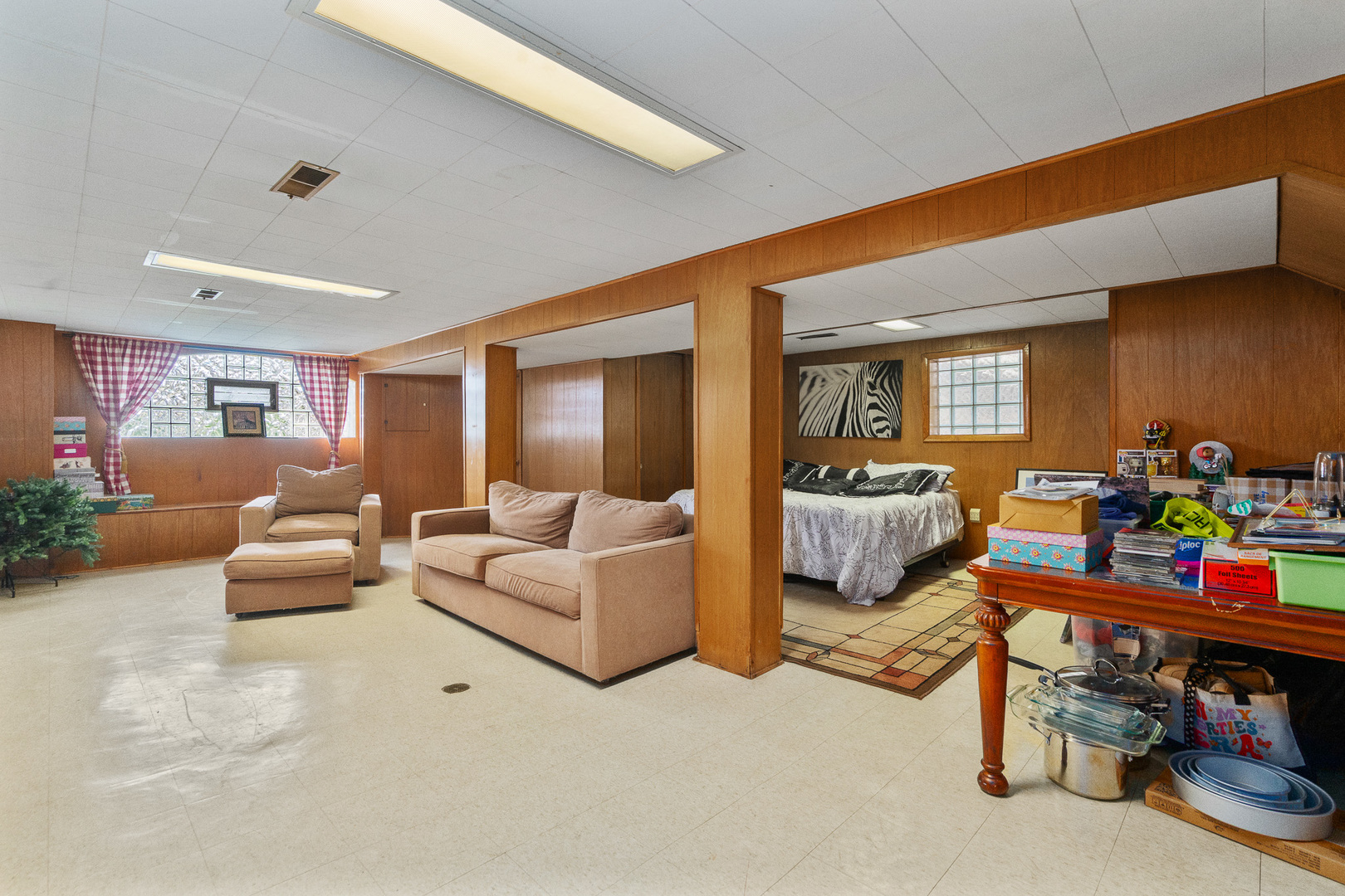 3629 N Sayre Avenue, Chicago, IL 60634