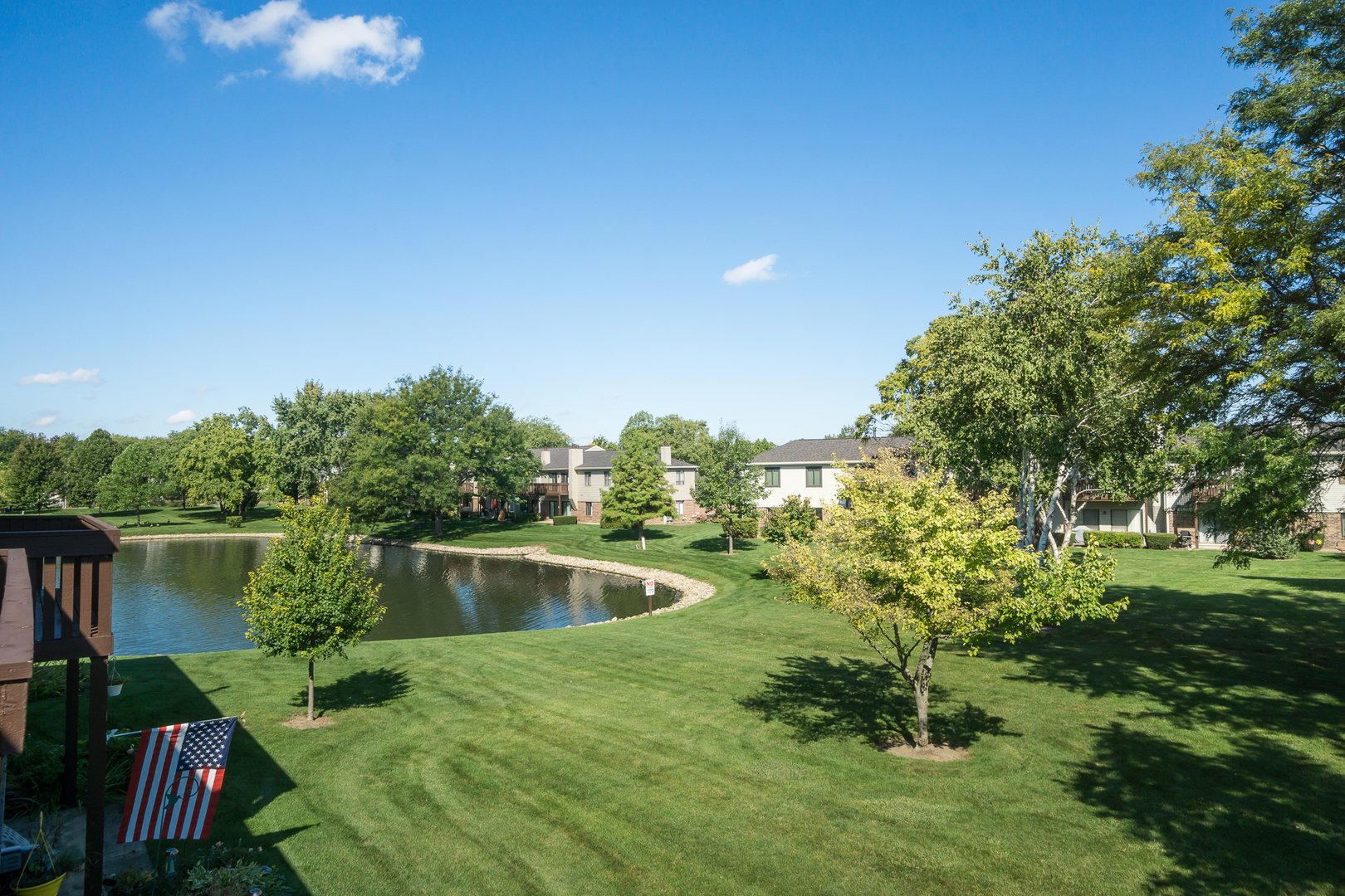 966 Cumberland Court #B2, Roselle, IL 60172
