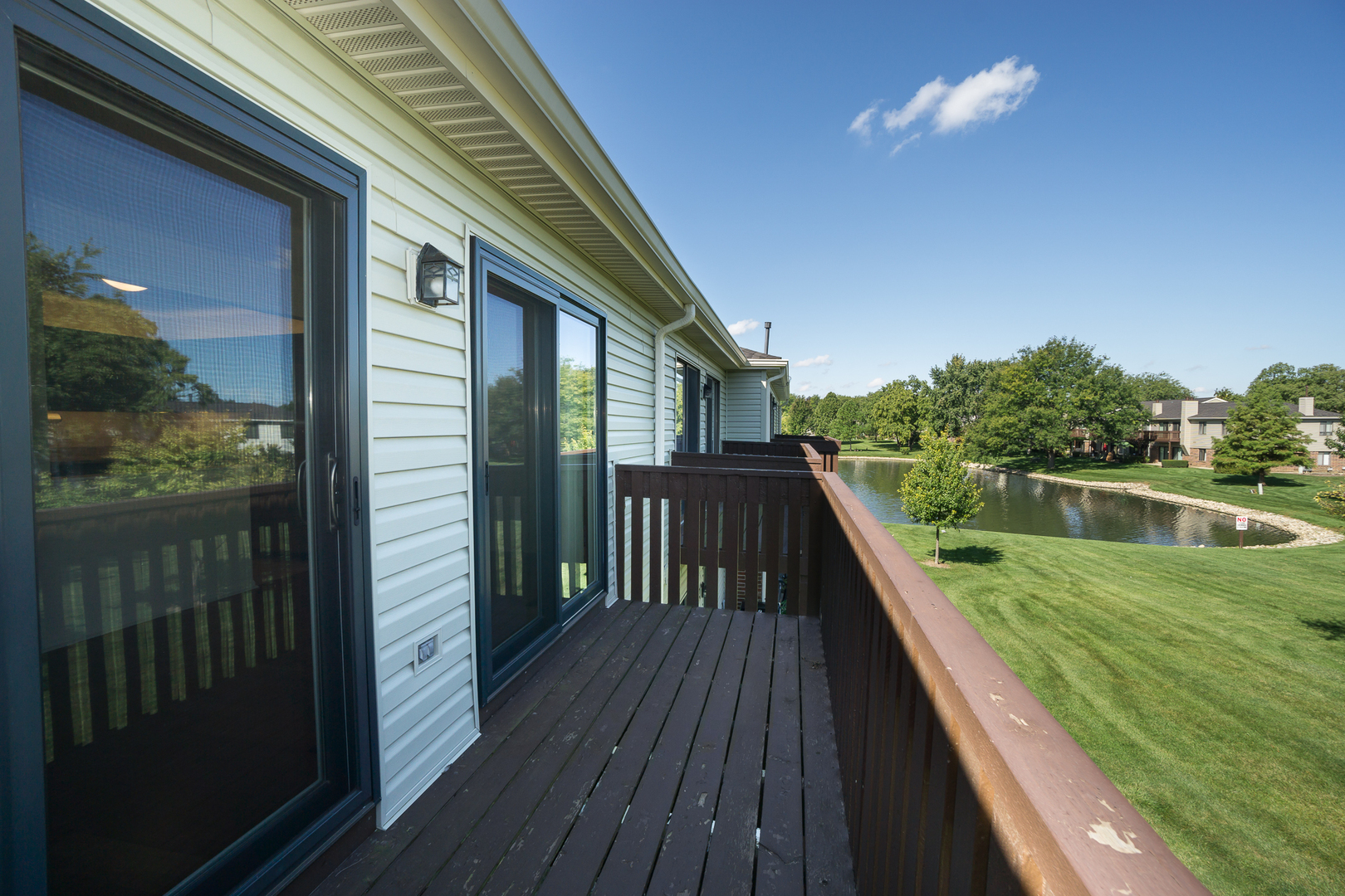966 Cumberland Court #B2, Roselle, IL 60172