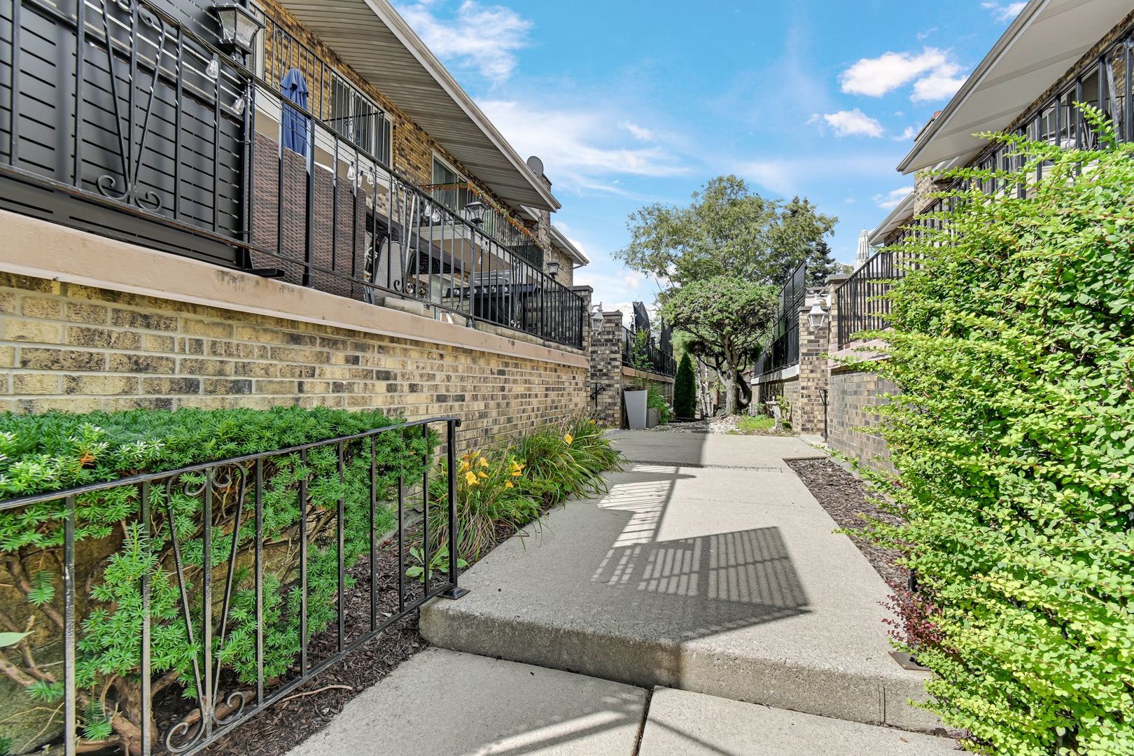 9620 S Kedvale Avenue #201E, Oak Lawn, IL 60453