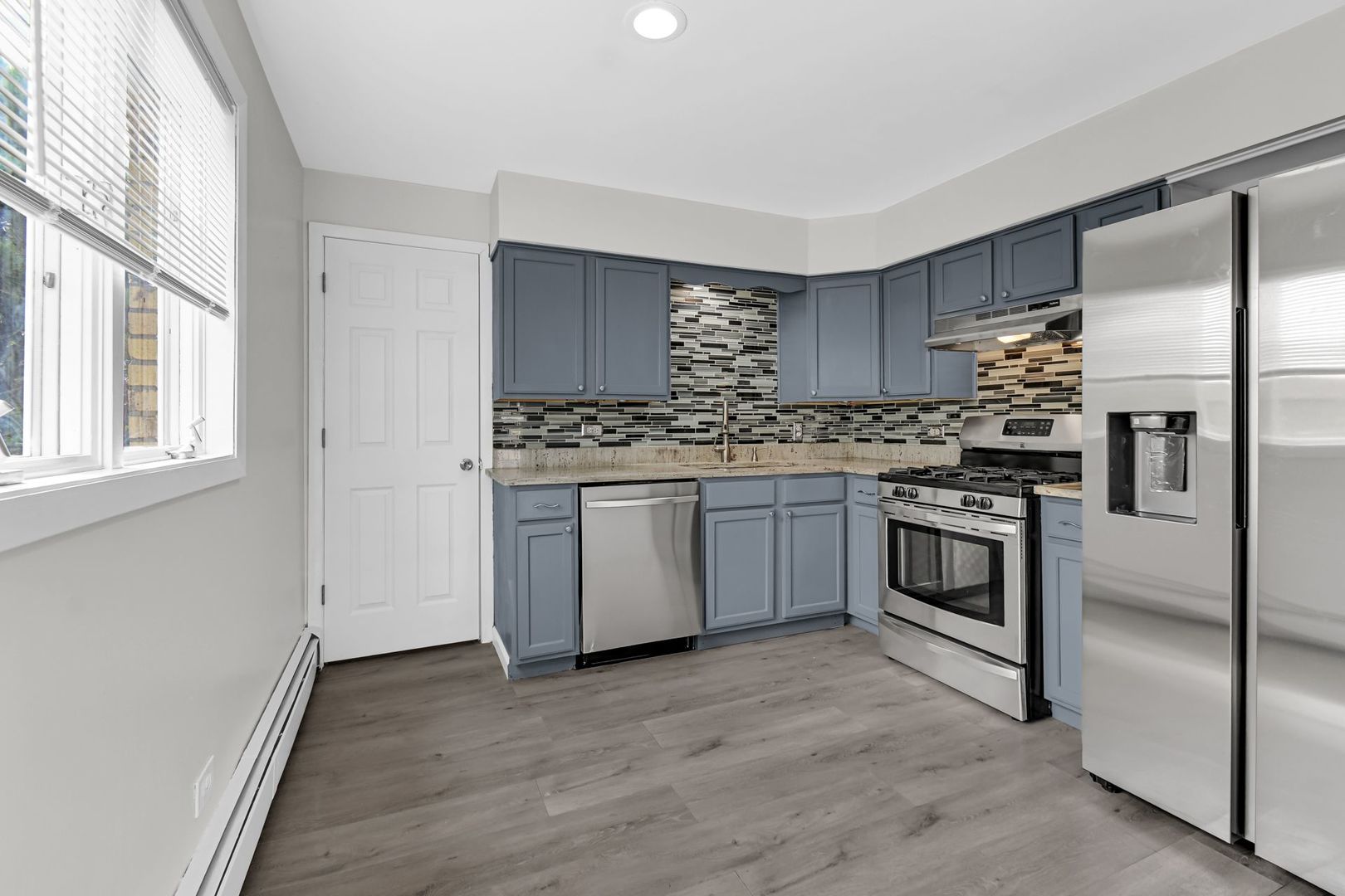 9620 S Kedvale Avenue #201E, Oak Lawn, IL 60453