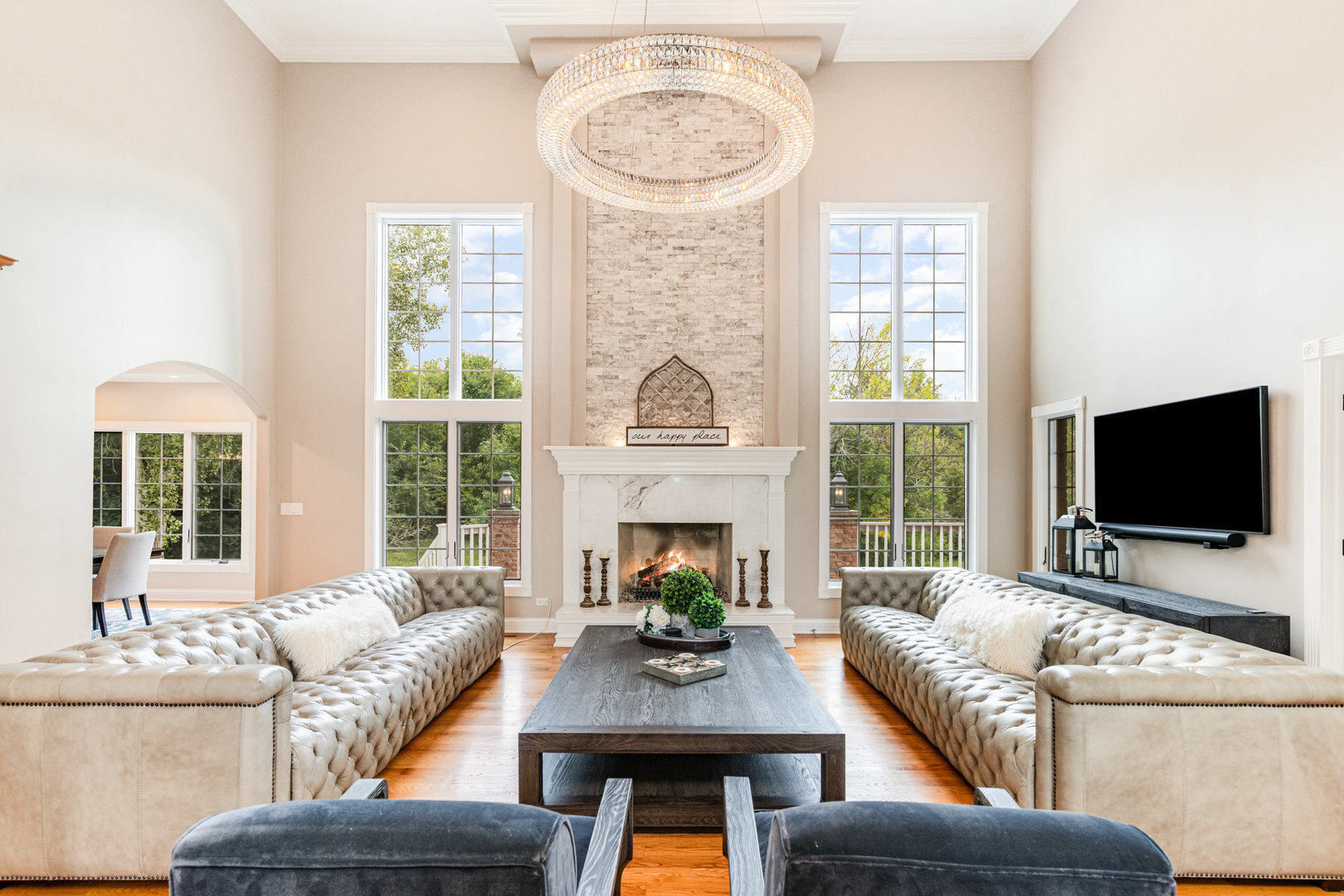 121 Florence Avenue, Inverness, IL 60010