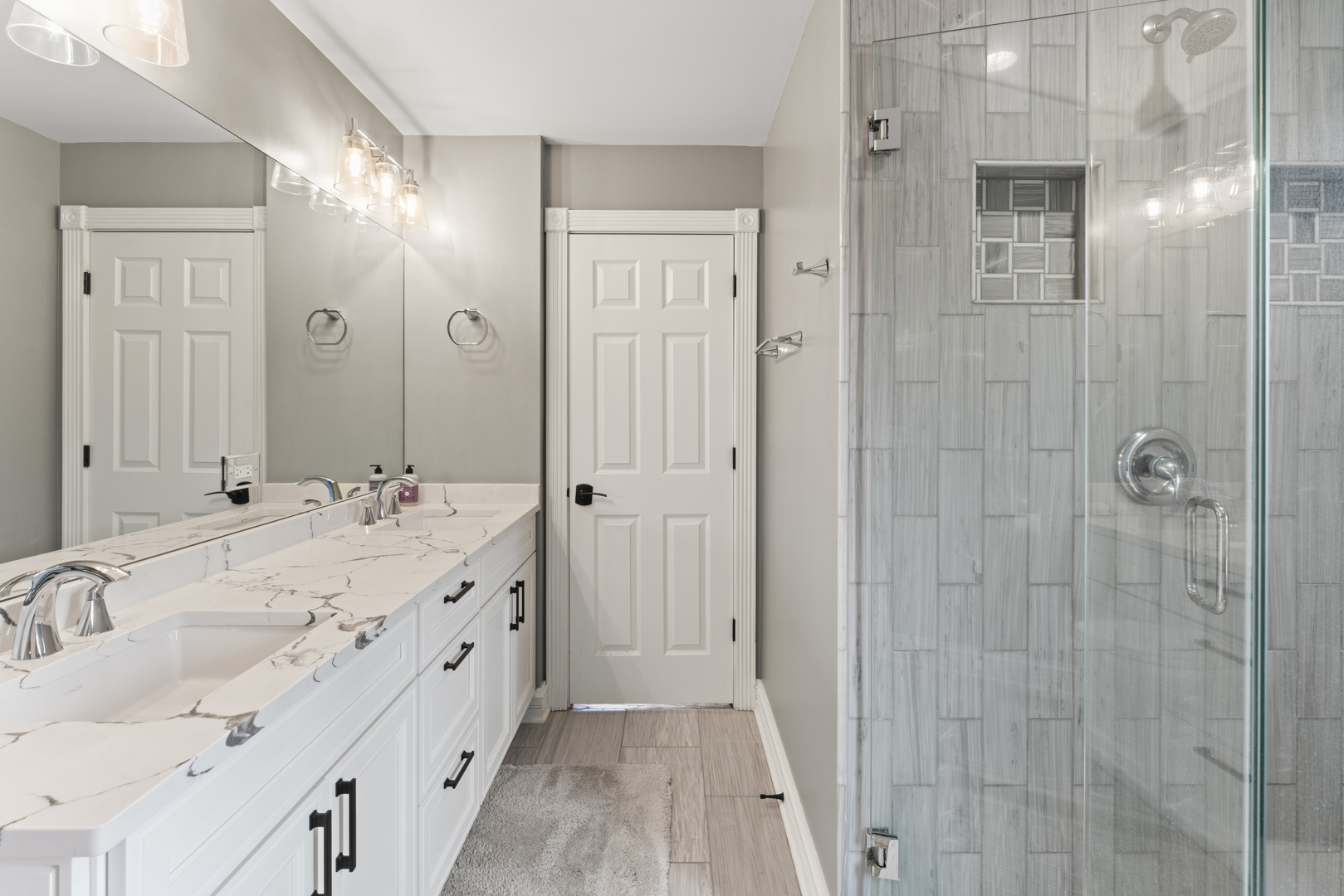 121 Florence Avenue, Inverness, IL 60010