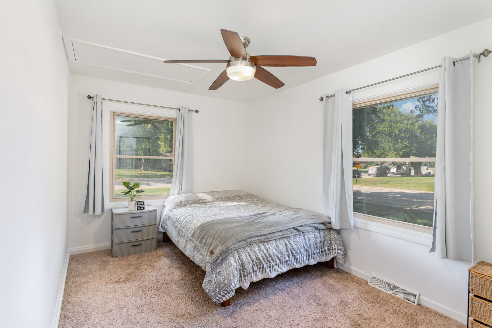15059 HALE Drive, Orland Park, IL 60462