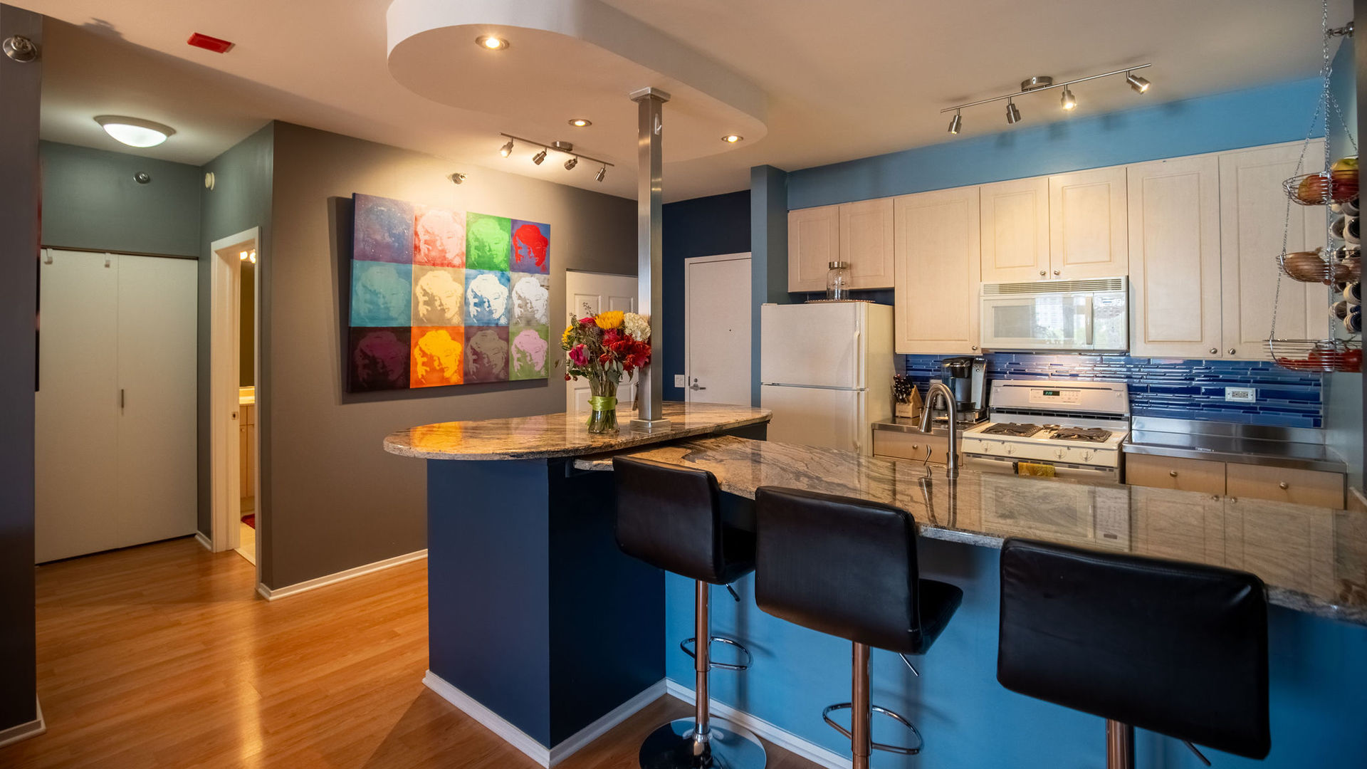 330 N Jefferson Street #603, Chicago, IL 60661