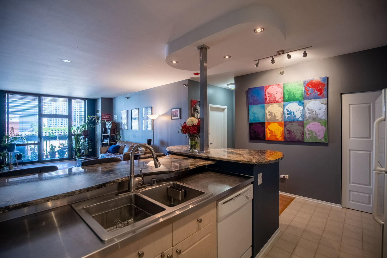 330 N Jefferson Street #603, Chicago, IL 60661