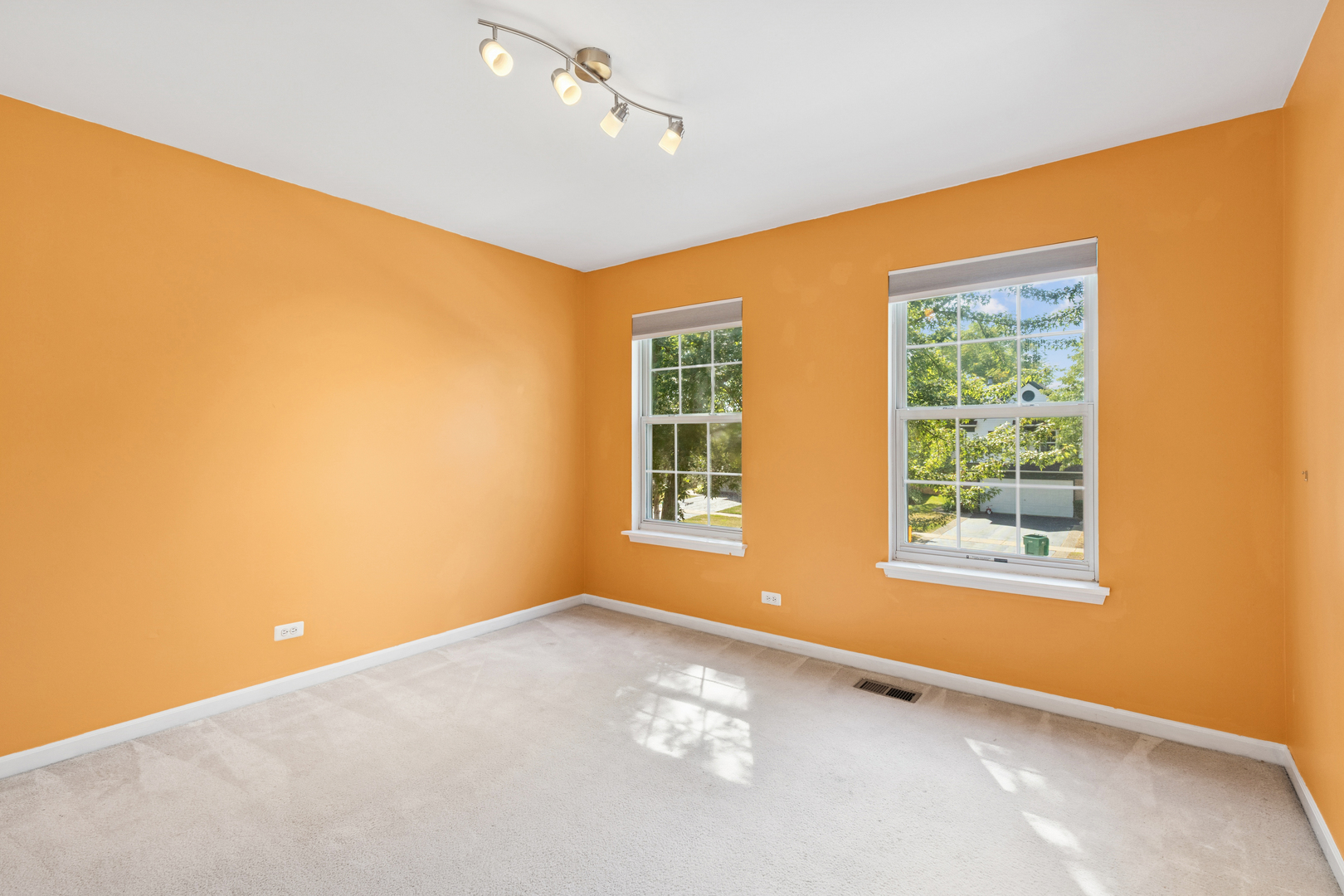 396 Fairfax Lane, Grayslake, IL 60030