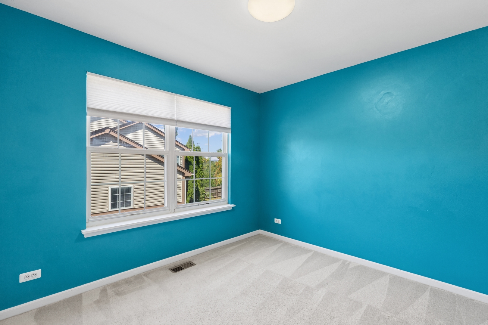 396 Fairfax Lane, Grayslake, IL 60030