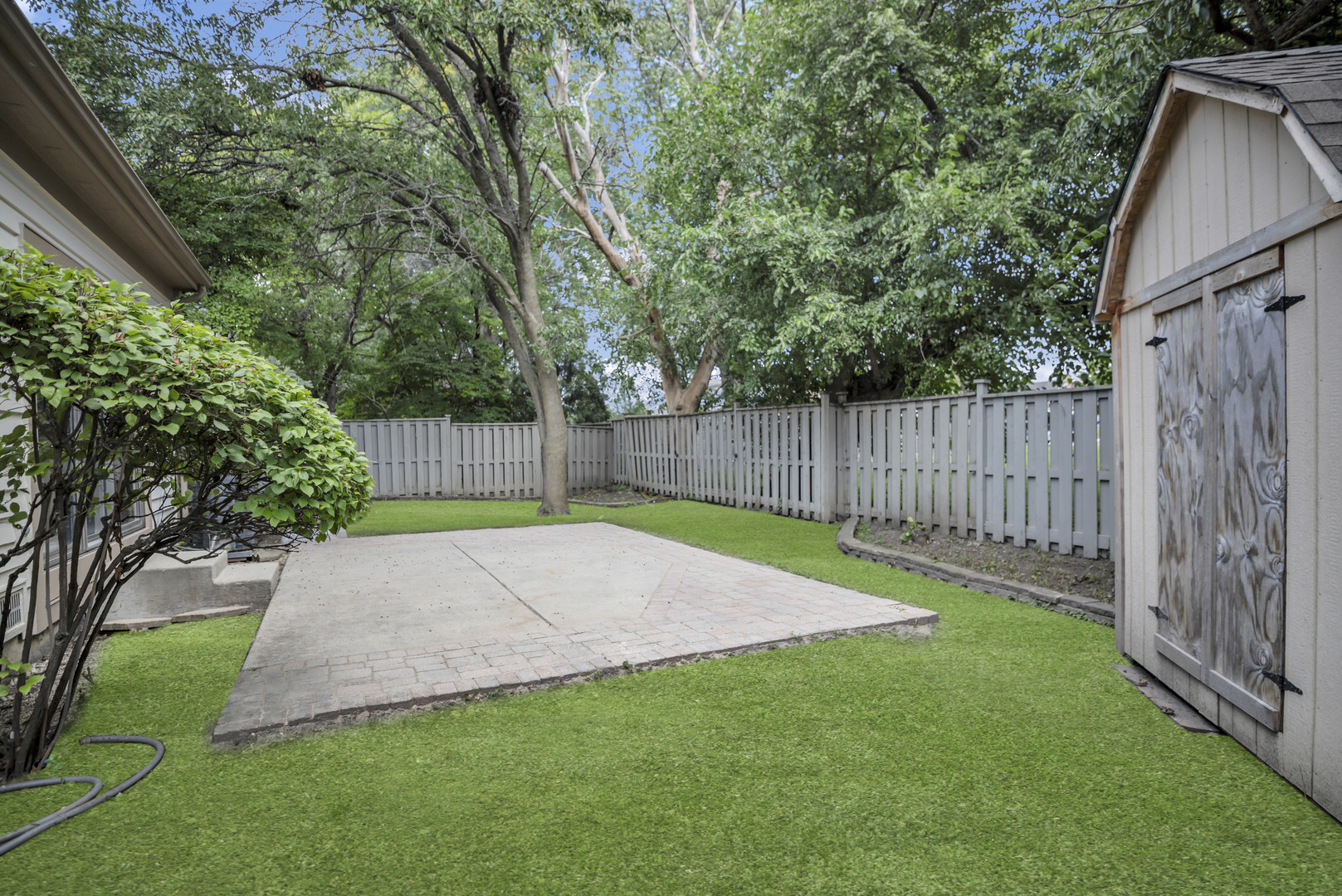 117 Oneida Court, Bloomingdale, IL 60108