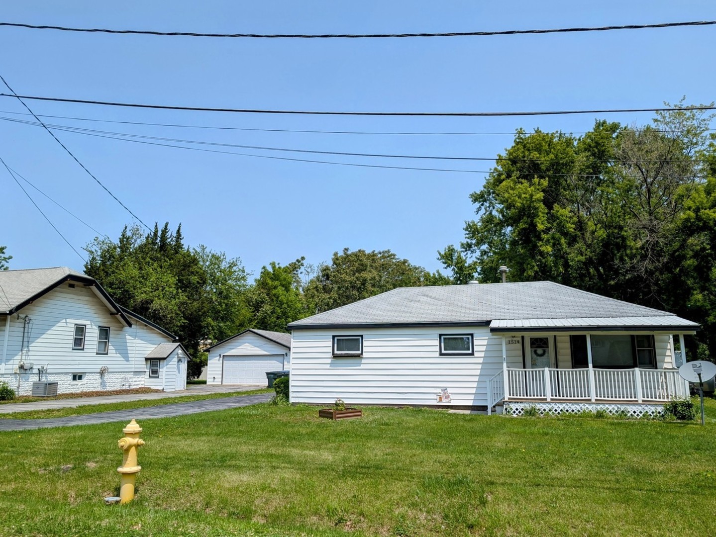 1514 173rd Street, East Hazel Crest, IL 60429