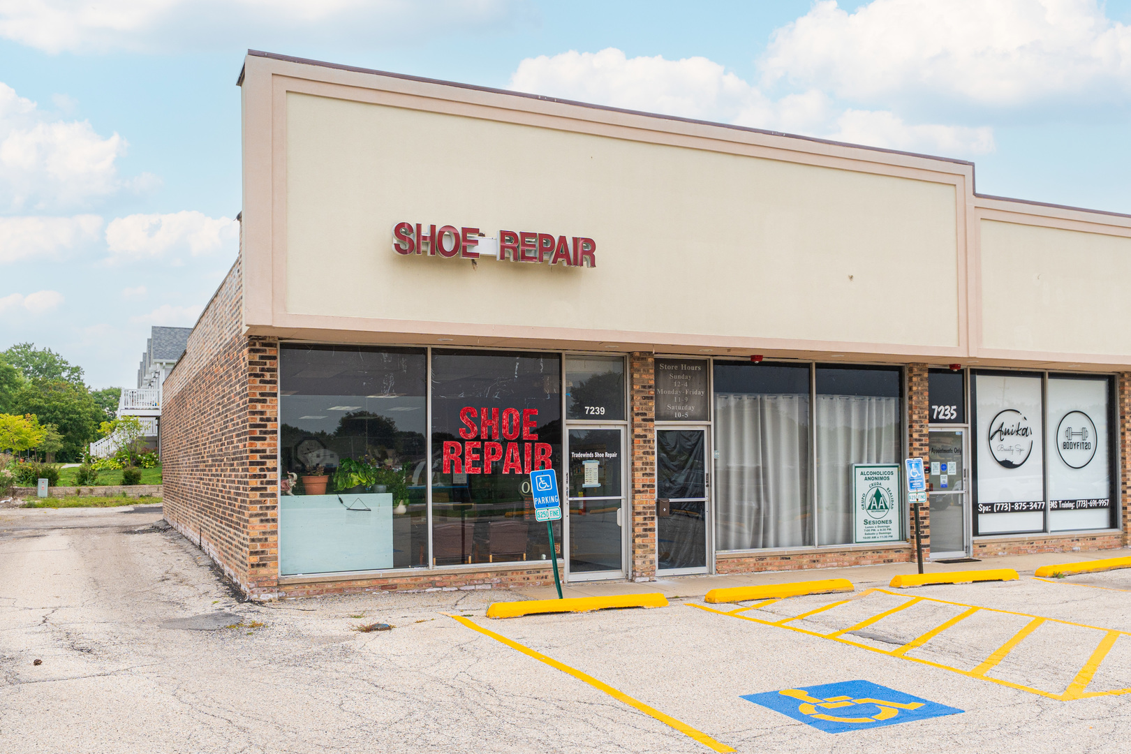 7201-7239 Olde Salem Circle, Hanover Park, IL 60133