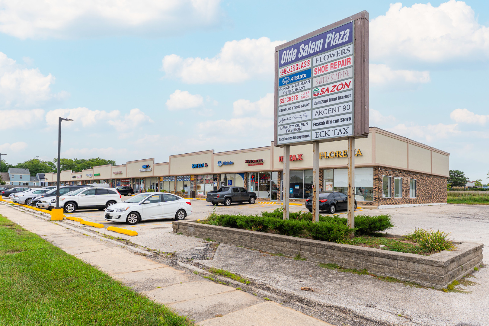7201-7239 Olde Salem Circle, Hanover Park, IL 60133