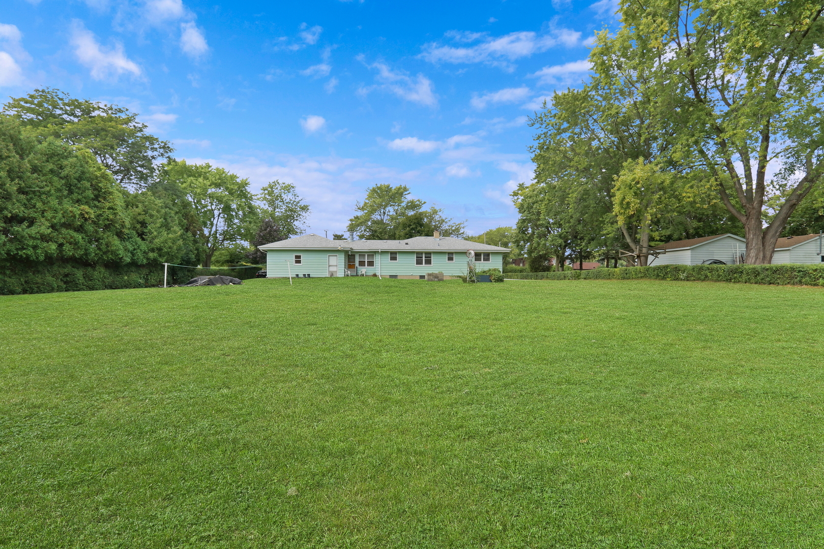 36847 N Delany Road, Gurnee, IL 60031