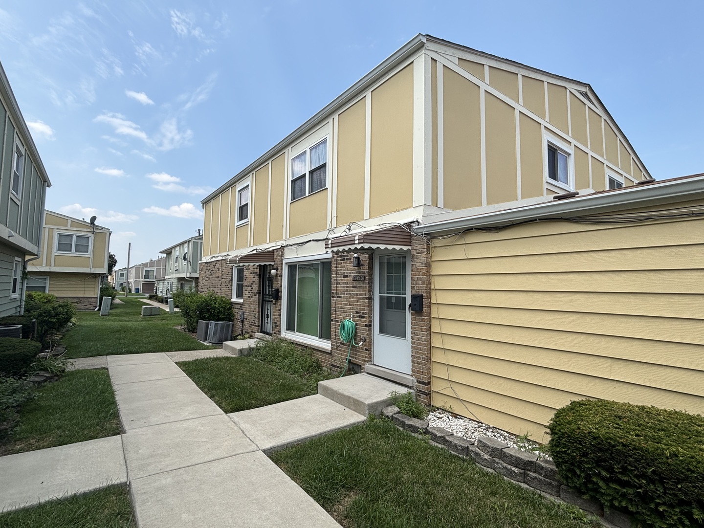 20124 Oak Lane #-, Lynwood, IL 60411