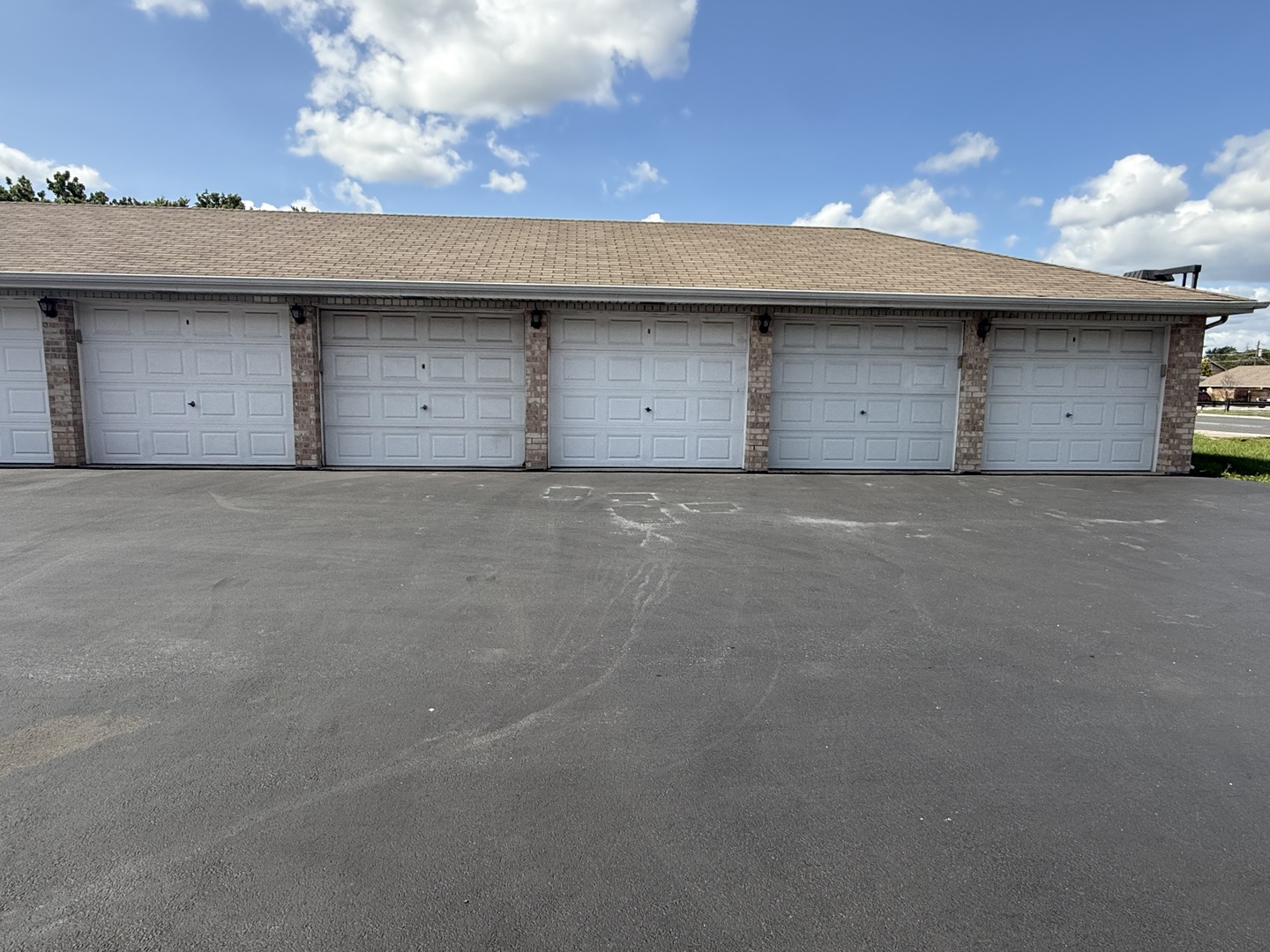 7900 S Nagle Avenue #1S, Burbank, IL 60459