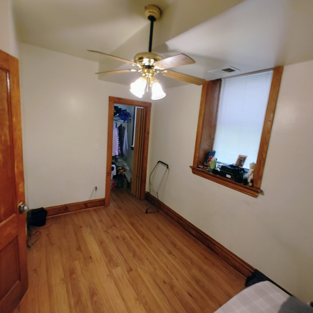 4122 W Cermak Road, Chicago, IL 60623