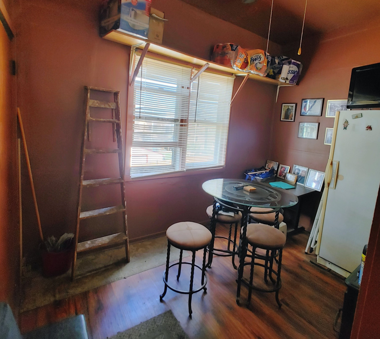 4122 W Cermak Road, Chicago, IL 60623