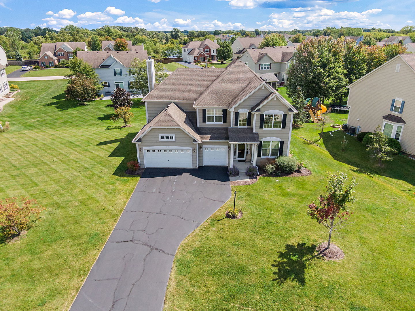 2475 Ajax Street, Crystal Lake, IL 60014