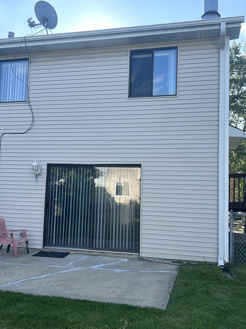 3867 Springlake Drive, Hanover Park, IL 60133