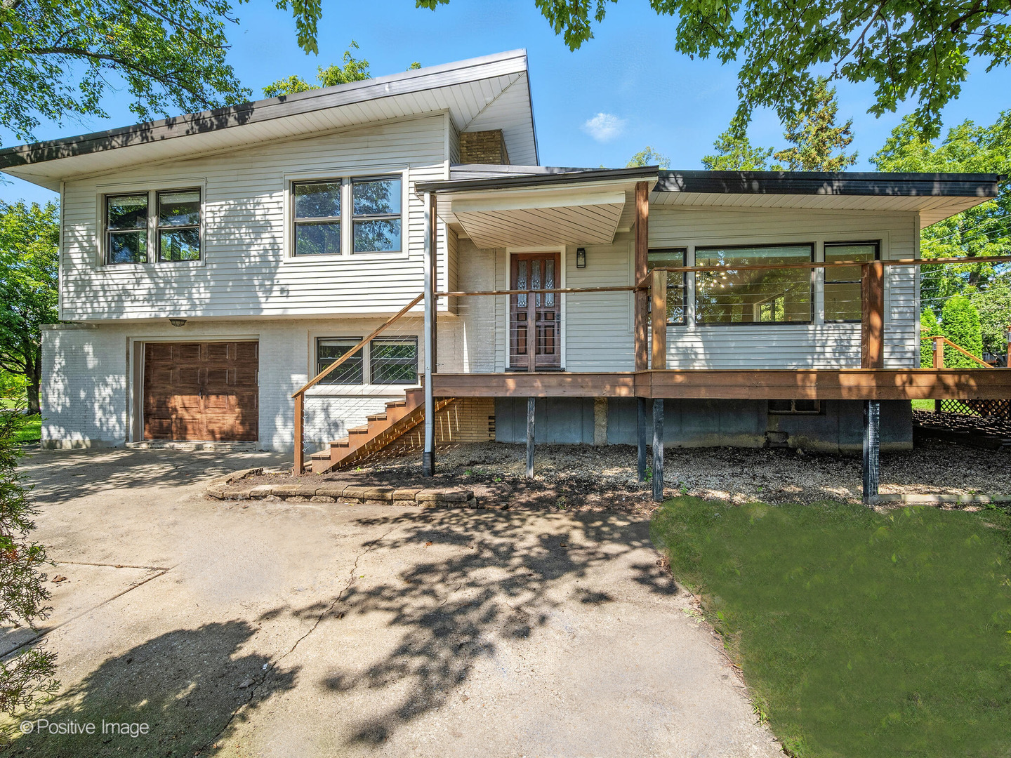 139 McIntosh Avenue, Clarendon Hills, IL 60514