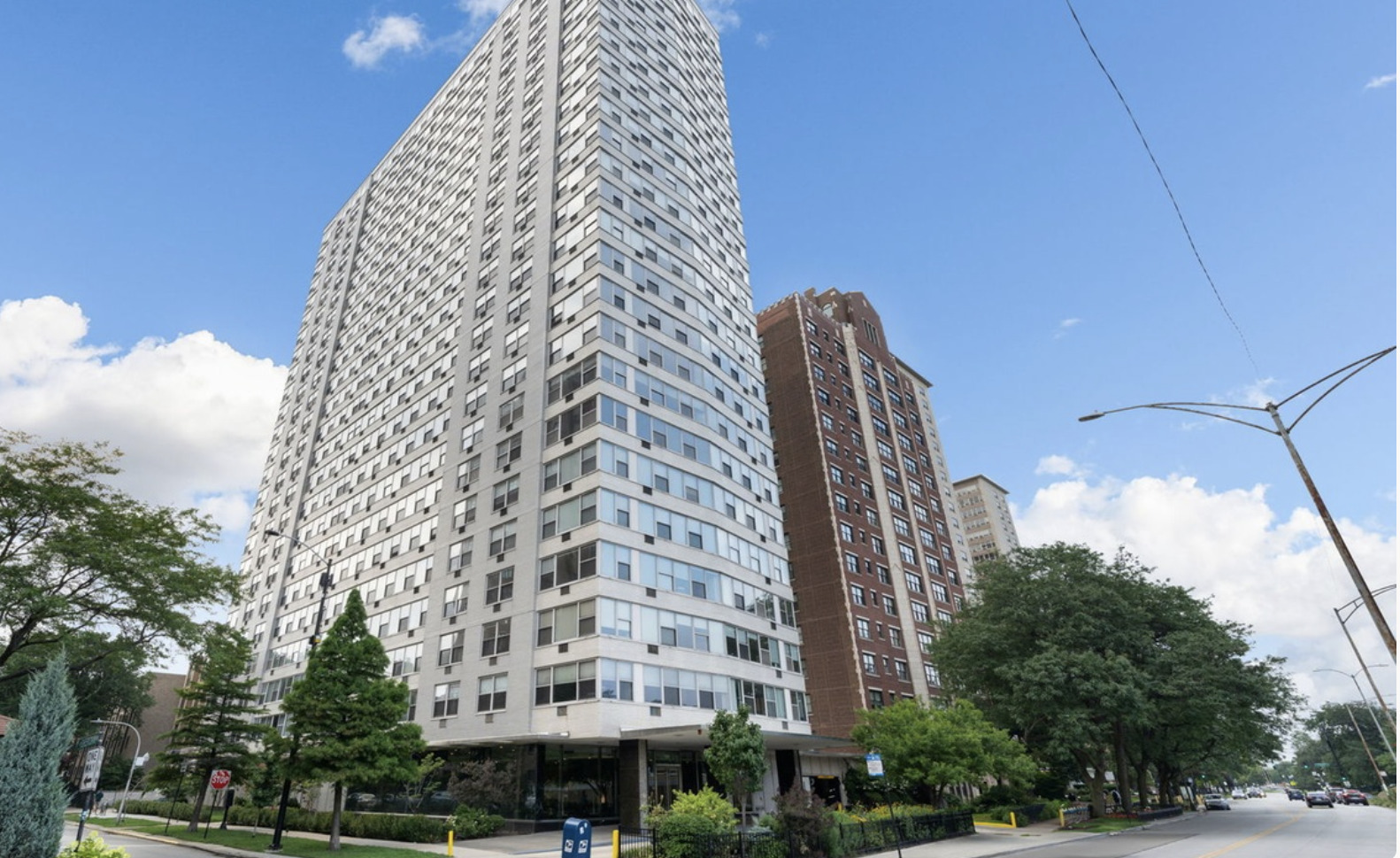 3900 N Lake Shore Drive #19A, Chicago, IL 60613