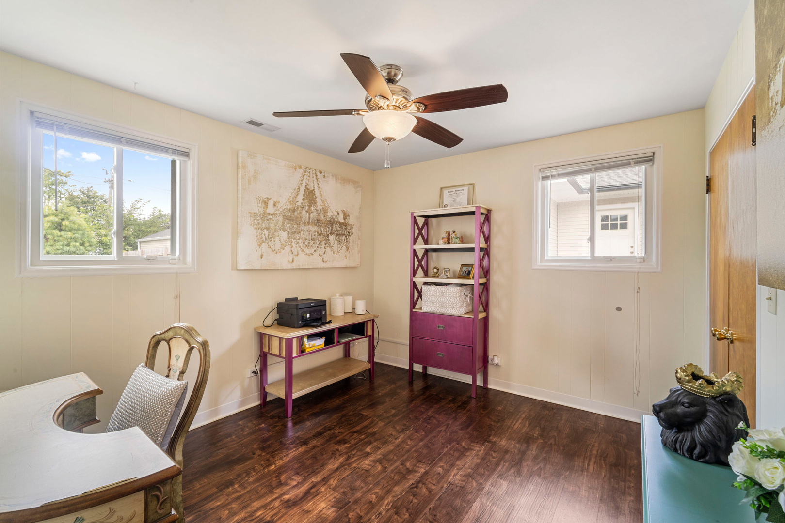 930 S 3rd Avenue, Des Plaines, IL 60016