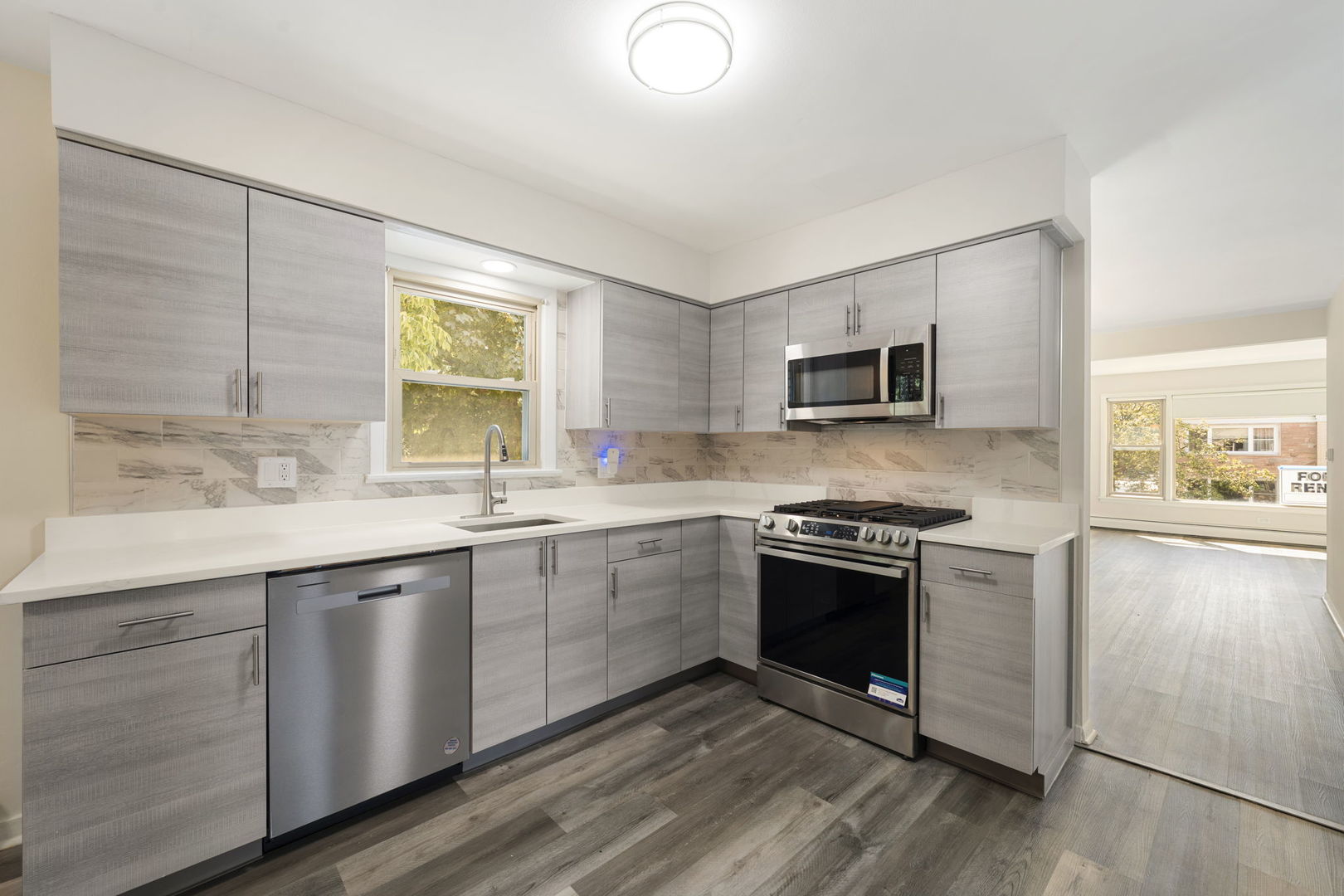 5400 W Dakin Street #1, Chicago, IL 60641