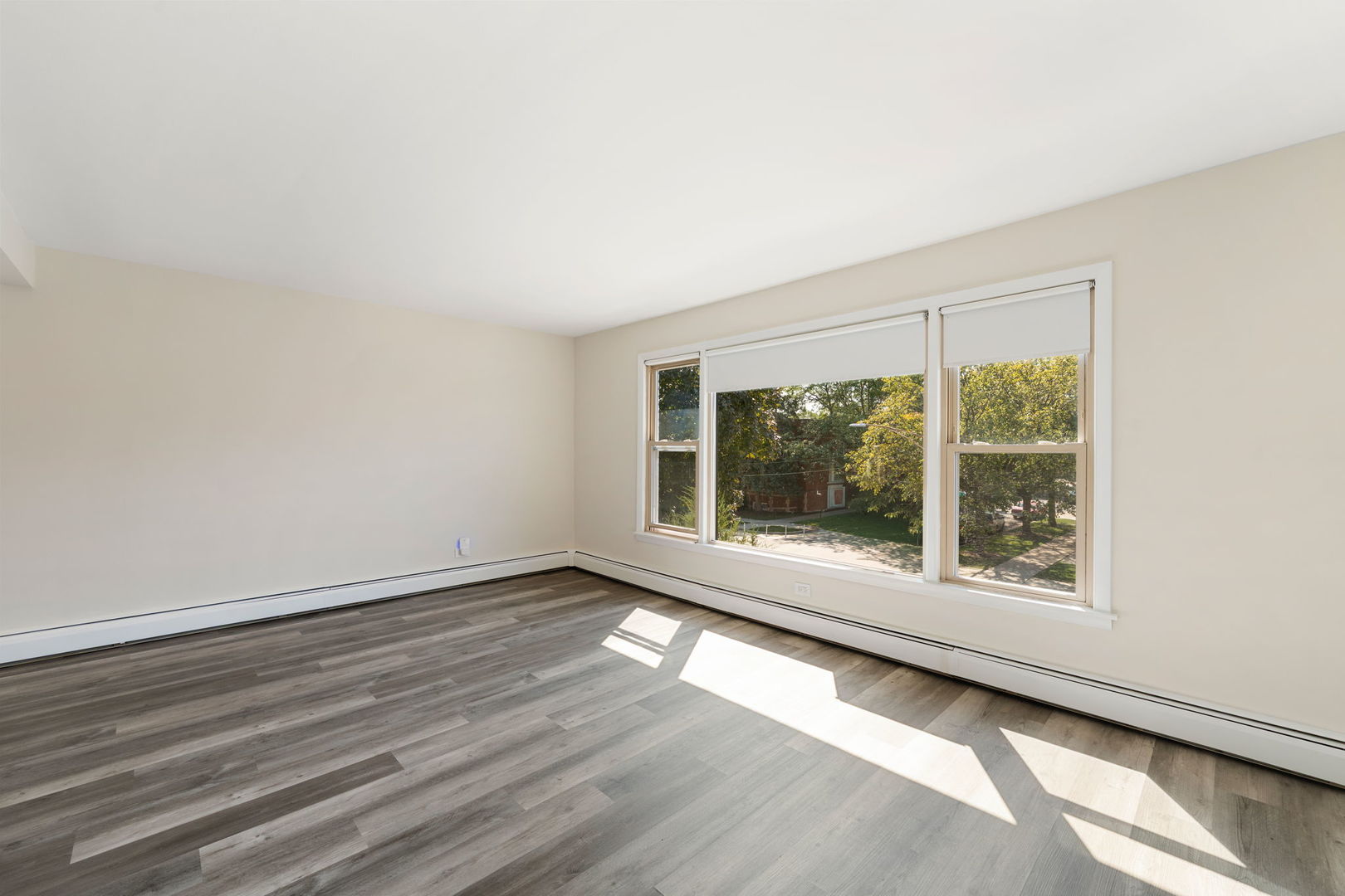5400 W Dakin Street #1, Chicago, IL 60641