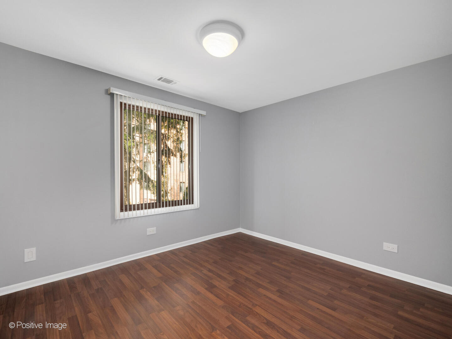 7510 Farmingdale Drive #208, Darien, IL 60561