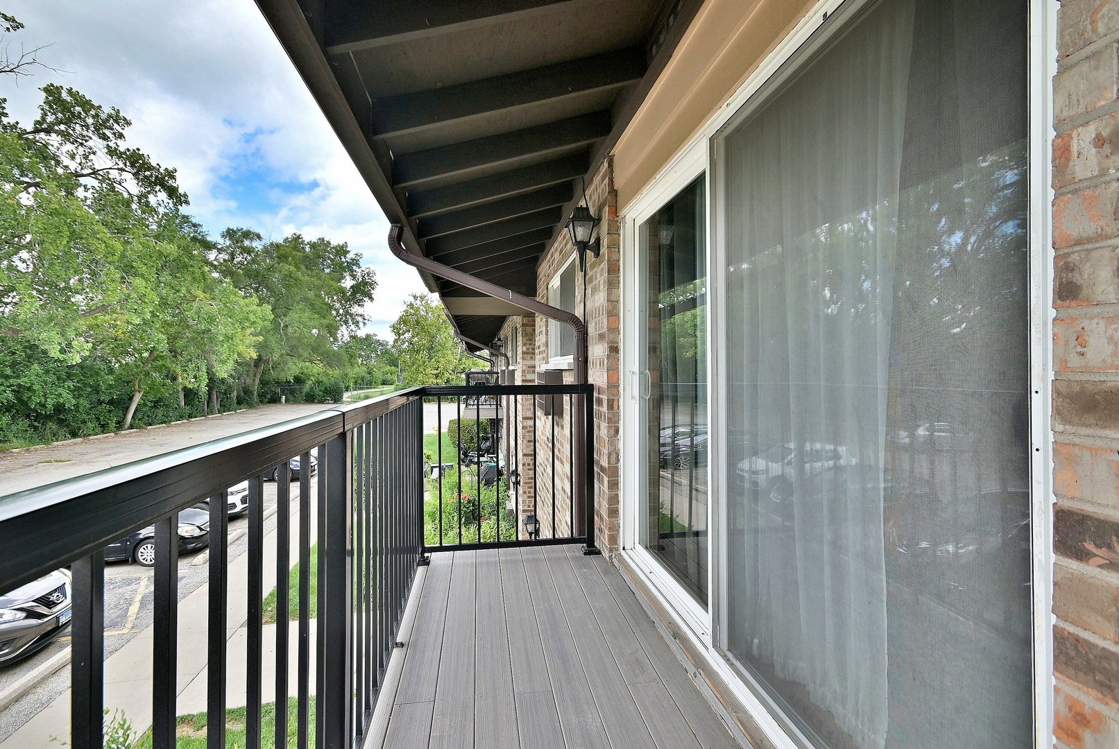 814 E Old Willow Road #212, Prospect Heights, IL 60070