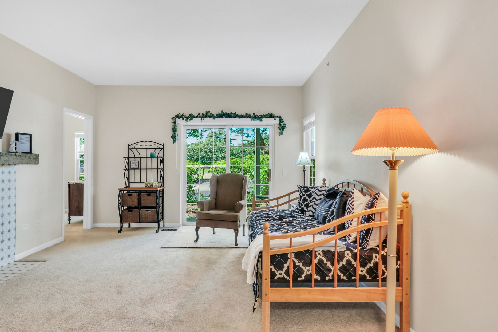 3275 Stratford Court #1A, Lake Bluff, IL 60044