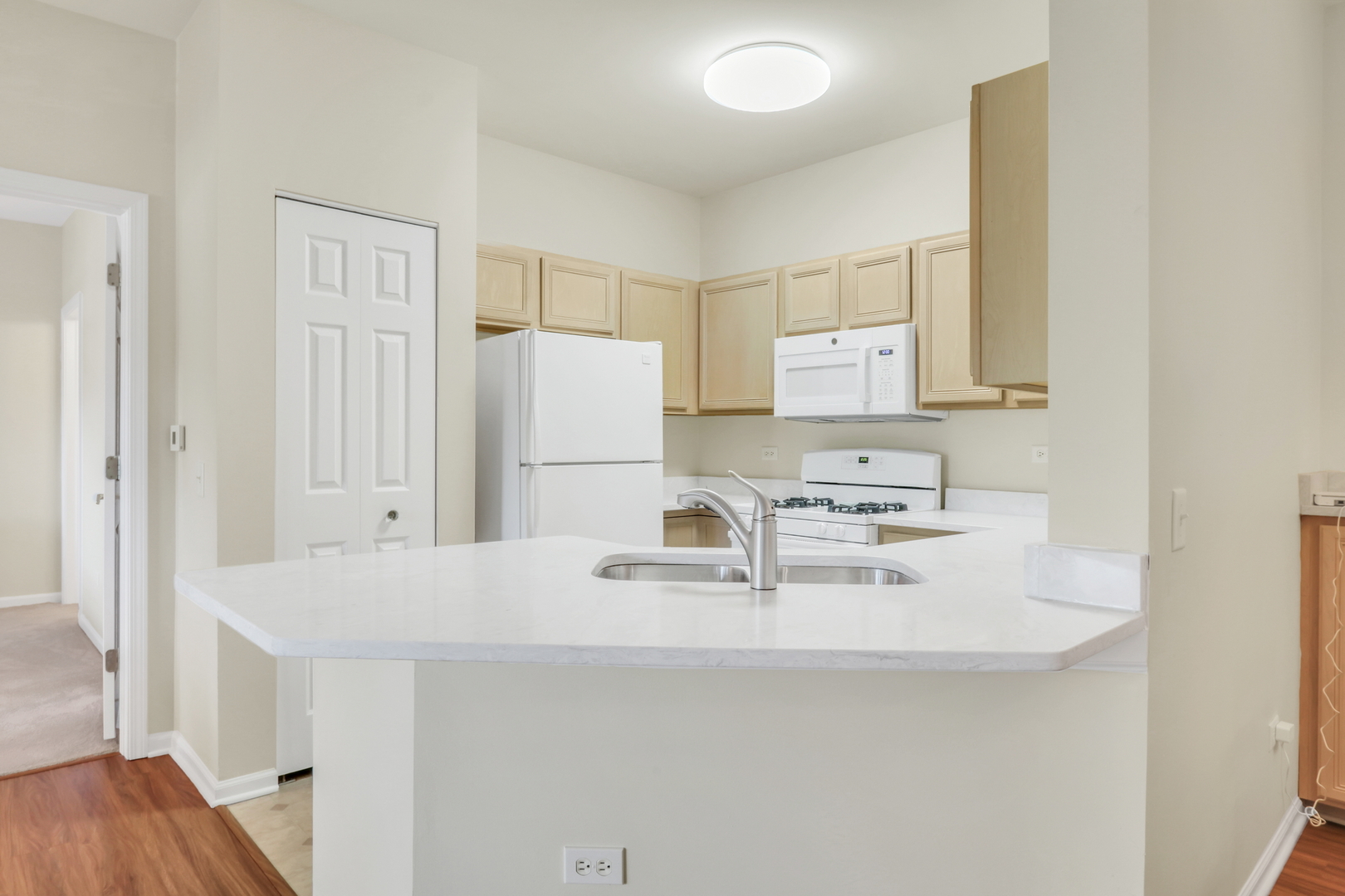 3275 Stratford Court #1A, Lake Bluff, IL 60044