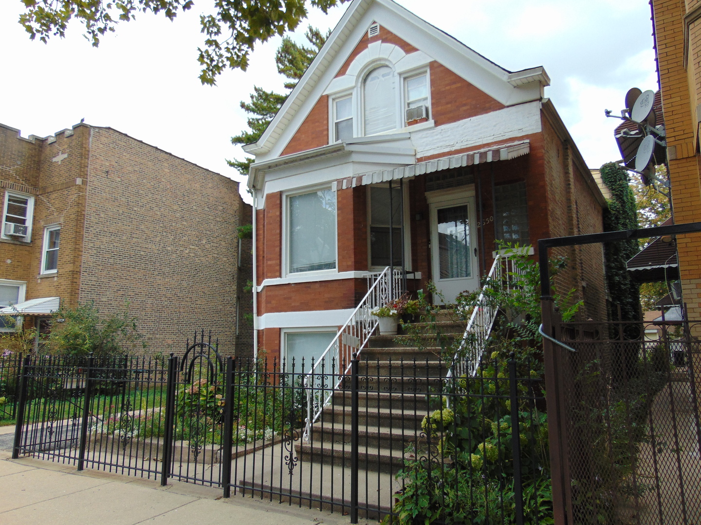 2848-50 N Ridgeway Avenue, Chicago, IL 60618