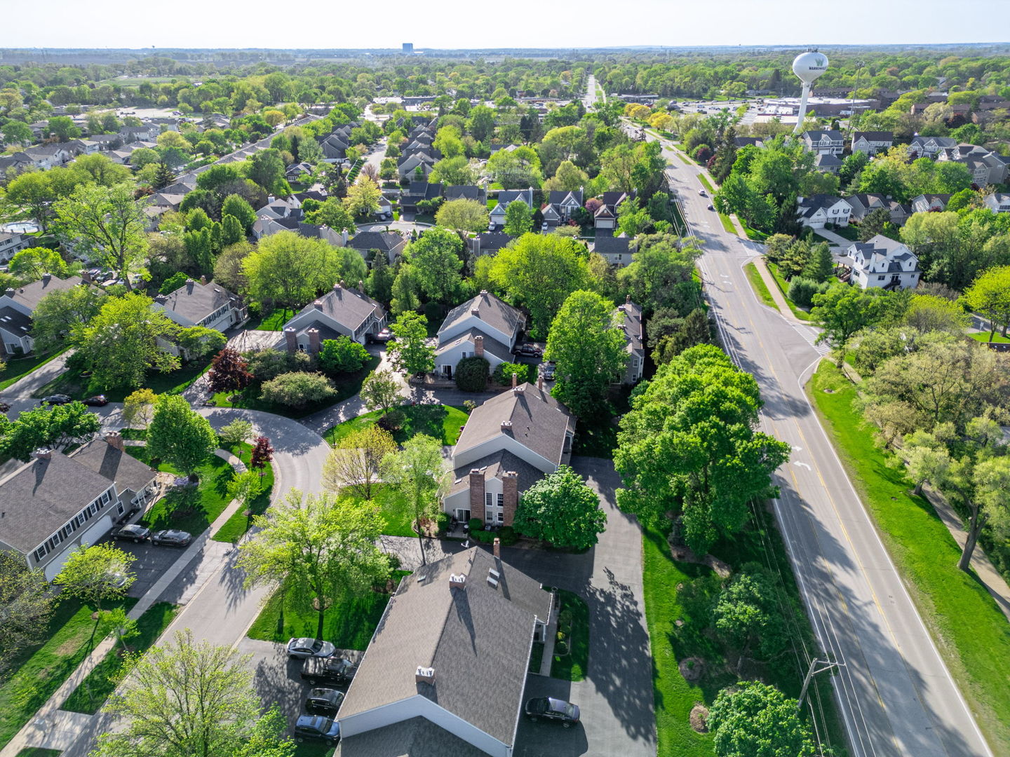 2S708 Timber Drive, Warrenville, IL 60555