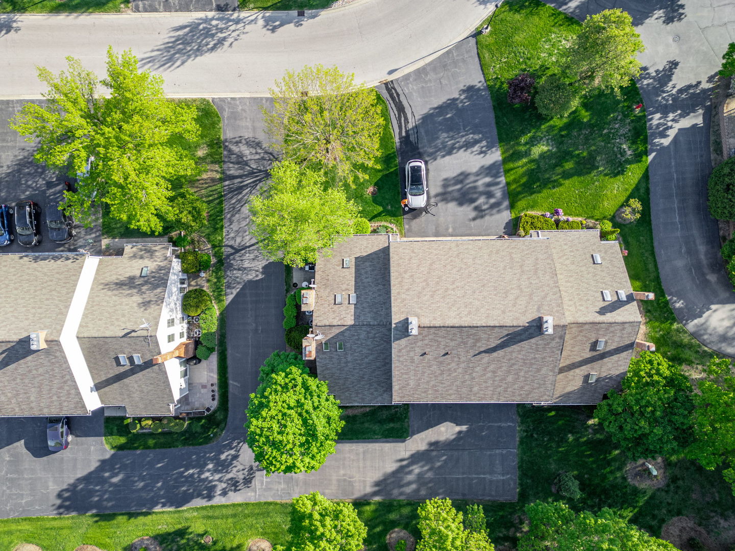 2S708 Timber Drive, Warrenville, IL 60555