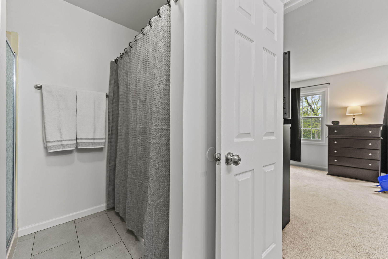 2S708 Timber Drive, Warrenville, IL 60555