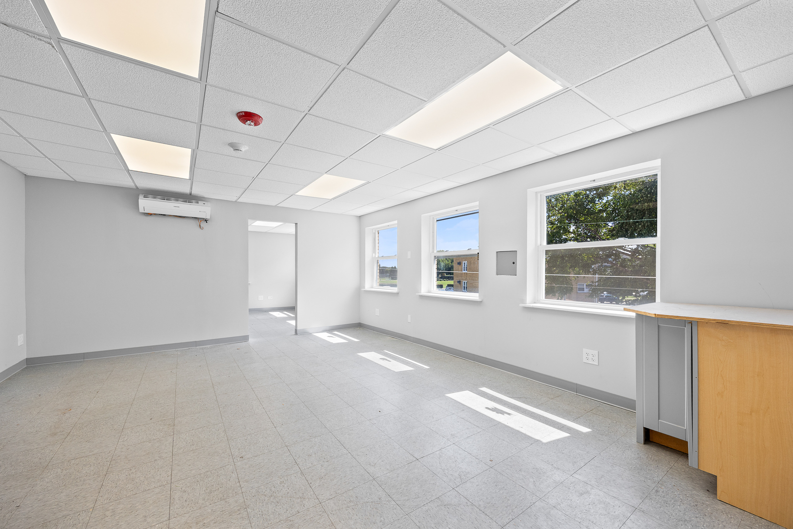 4520 Rumsey Avenue, Oak Lawn, IL 60453