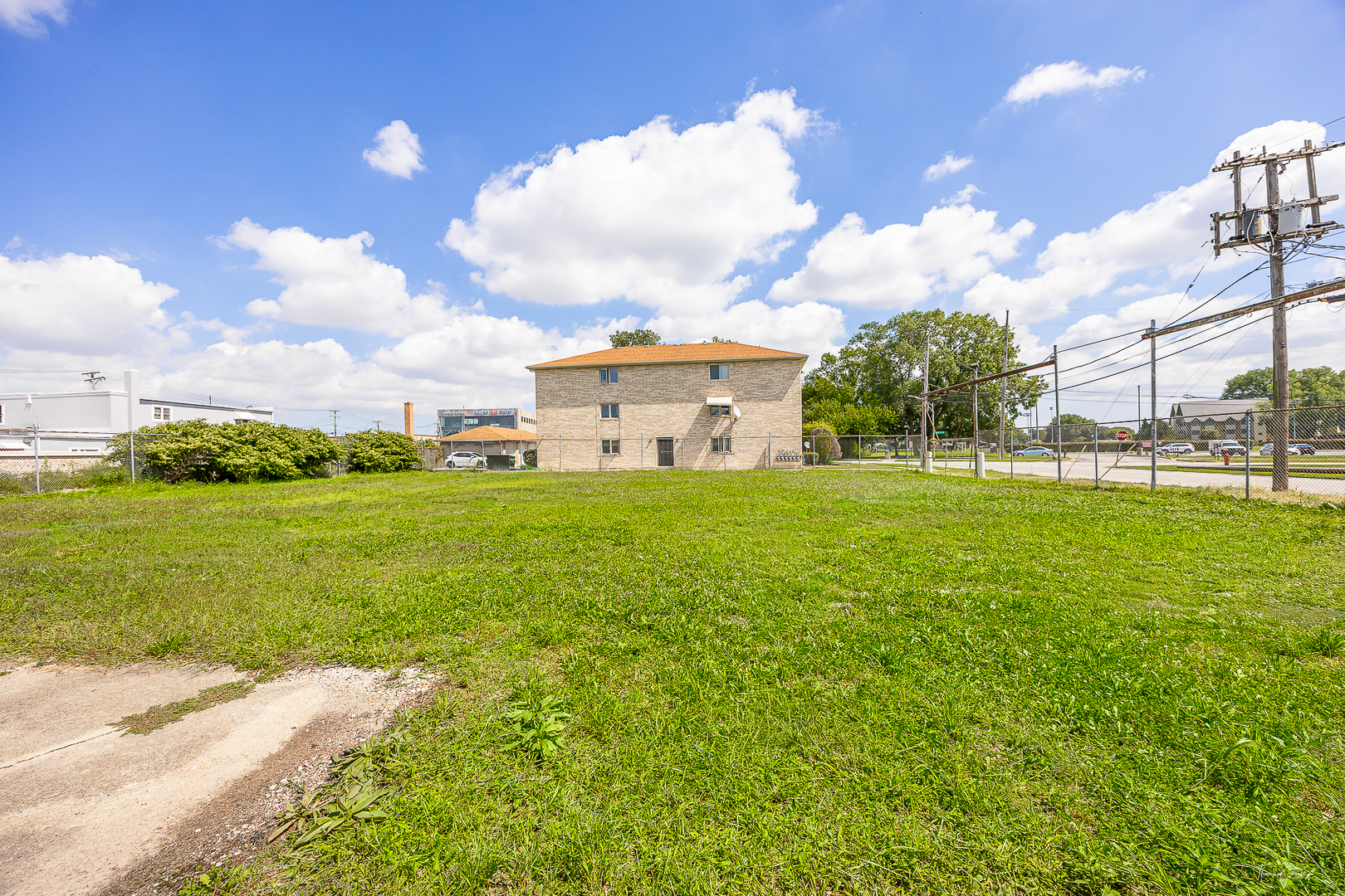 4520 Rumsey Avenue, Oak Lawn, IL 60453