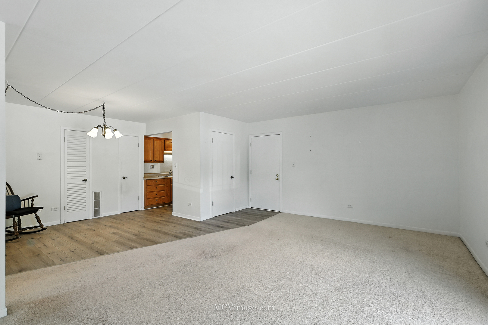 1040 Hirsch Boulevard #204, Calumet City, IL 60409